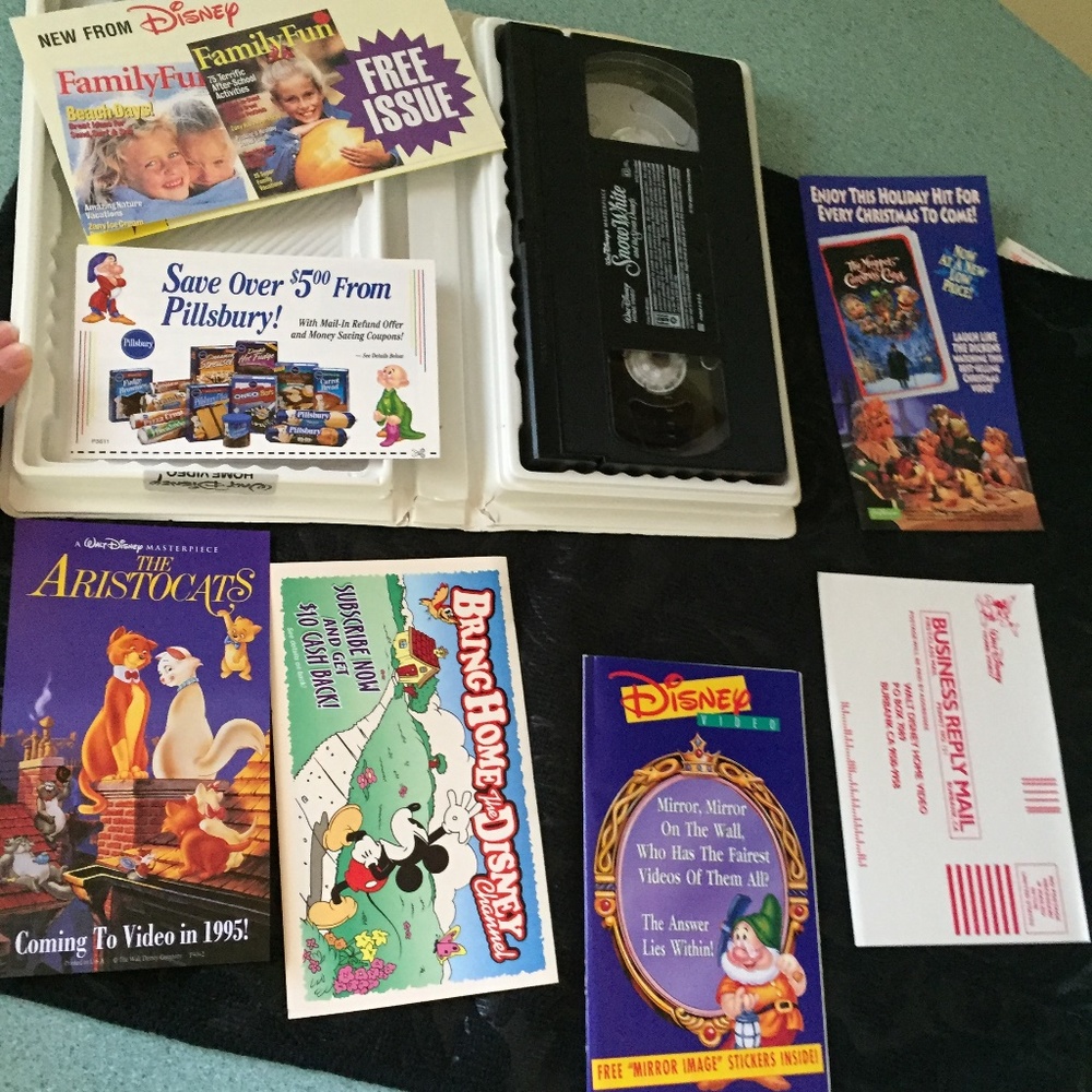 1994 SNOW WHITE AND 7 DWARFS VHS MASTERPIECE TAPE AND BLUE FAIRY 2002 FIGURINE - Picture 4 of 7